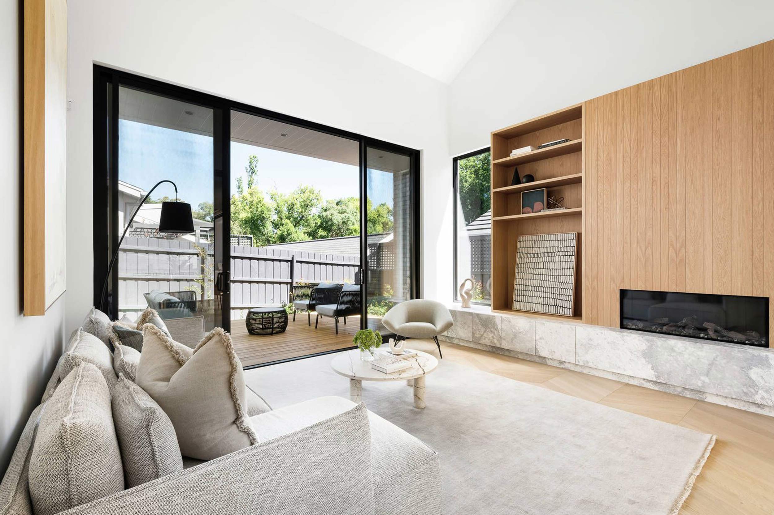 Malvern East – New Build 3 Townhouses